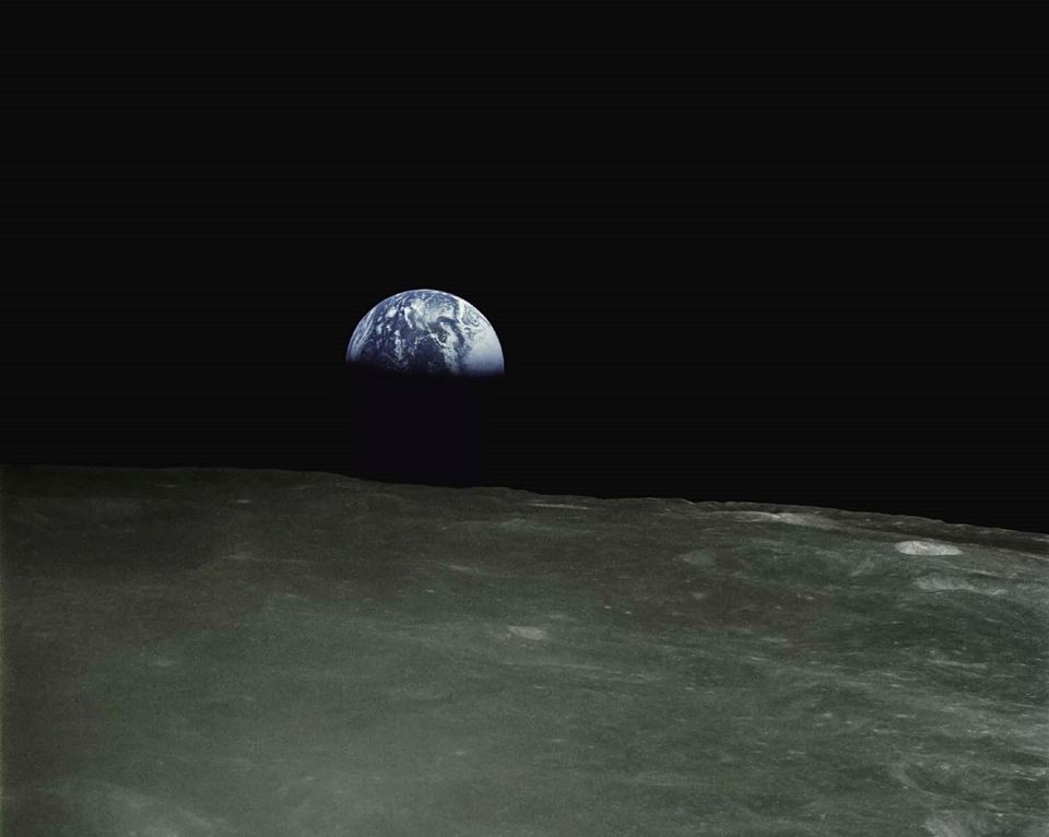 On the moon there is no liquid water, no wind, fairly strong radiation, and huge temperature differences between day and night. And as we know: modest gravity. Nevertheless, scientists believe it is possible to build greenhouses on the moon. Photo taken by Apollo 16 / NASA